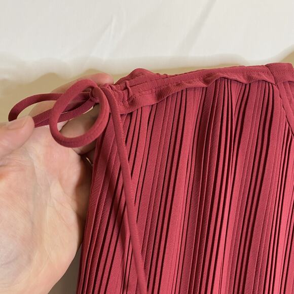 NEW Club Monaco Rose Pink Viga Pleated Tie Waist Romper Size 12 - Picture 6 of 9